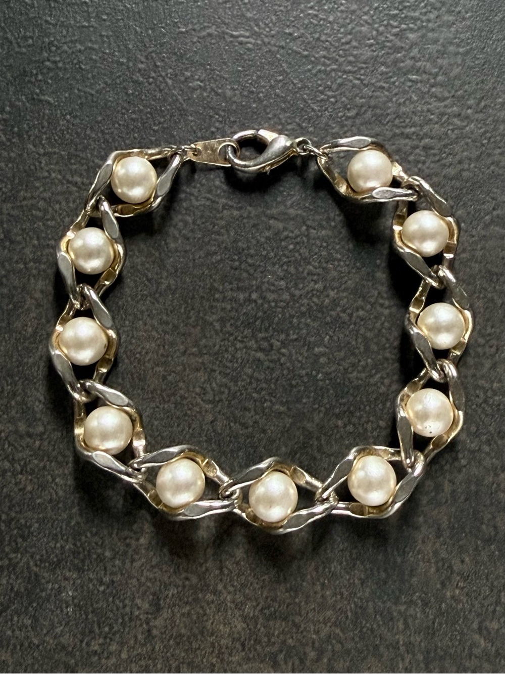 Elegant Vintage Pearl and Gold -Tone Bracelet Costume Jewelry Mid Century